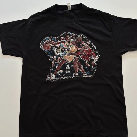 Michael Jordan vs. Kobe Bryant Vintage Stitched textured T Shirt Streetwear - Picture 1 of 7